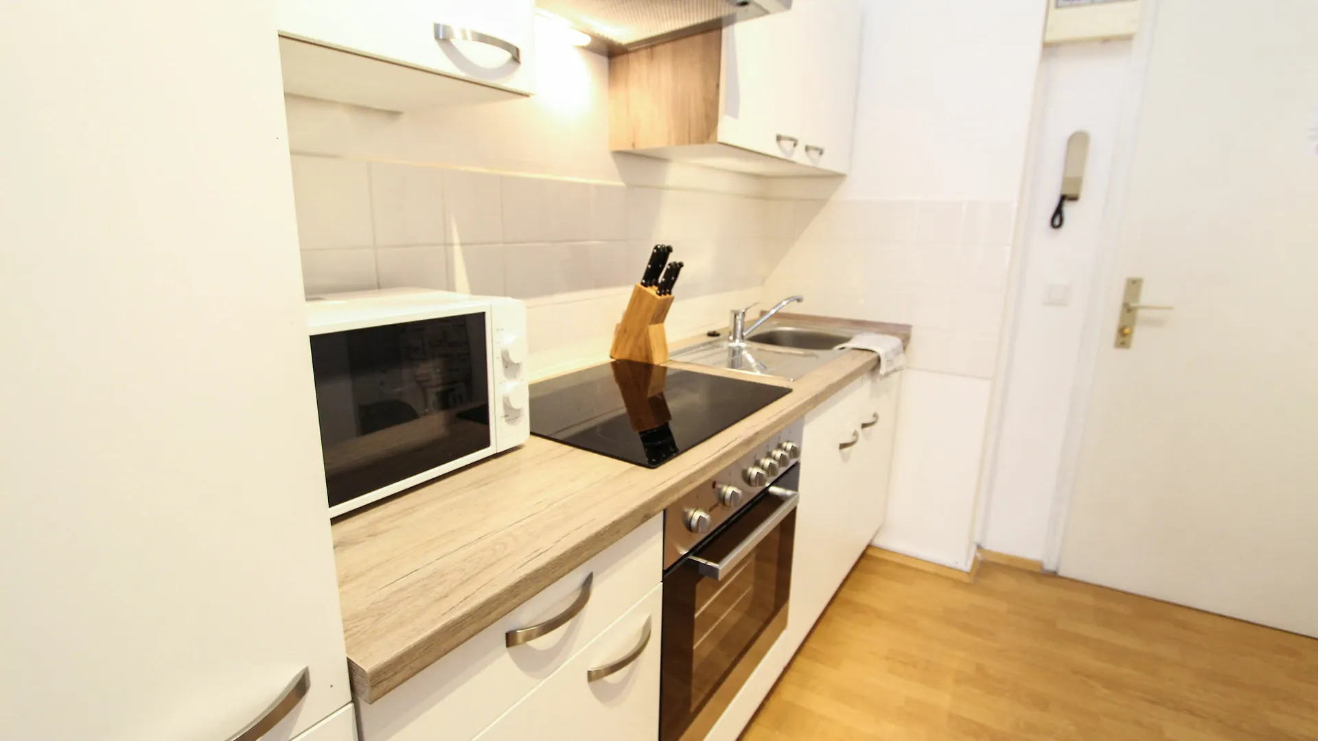 Checkvienna - Hagenmuellergasse Apartamento Viena